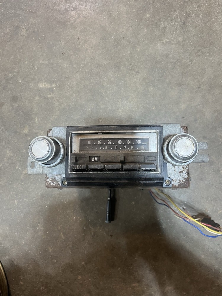 Audiovox 8 Track Player Radio Car Truck