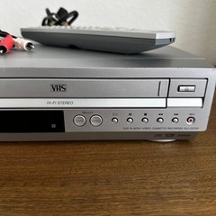 Sony SLV-D370P DVD Player 4-head Hi-Fi VHS VCR with Remote Tested and Working