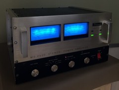 MCINTOSH MC2500 STEREO AMPLIFIER COOL