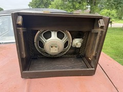 Vintage Magnatone Amplifier Missing Electronics