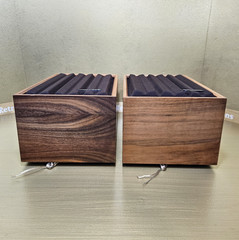 Realistic for Radio Shack Speakers Minimus-4 Woodgrain Set Of 2