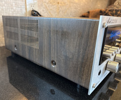 Marantz Model 2220B Stereophonic AM/FM Stereo 20 WPC Receiver Open Box