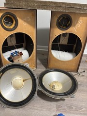 Vintage LEAK British Hi-Fi Speakers –12” Sandwich Woofers Original Cabinets Work