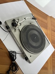 Technics SL-220 Automatic Turntable Frequency Generator Servo NO LID & UNTESTED