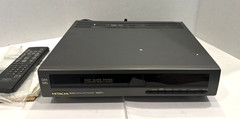 Hitachi VT-M262A VCR 4 Head Player Recorder With Remote and Instructions