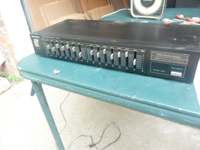 Panasonic SH-253 7-Namd Stereo Graphic Equalizer bundle w Cables