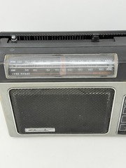 Vintage GE General Electric 7-2880B AM/FM Portable Radio Read Description