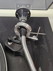 Sears Professional Series Model 28669 Belt Drive S-Type Arm Black Wood Turntable