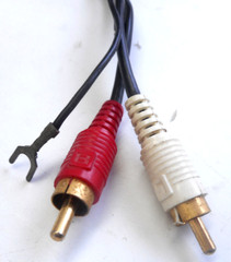 VECTOR RESEARCH VT-200 TURNTABLE – RCA PHONO CABLES W/GROUND WIRE – PARTING OUT