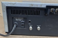 Sanyo Beta Hi-Fi Stereo Betamax- VCR7200 – FOR PARTS/REP Power Tested No Remote