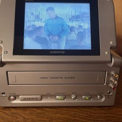 Audiovox VBP2000 Portable VHS Player 5″ Screen TESTED WORKS READ