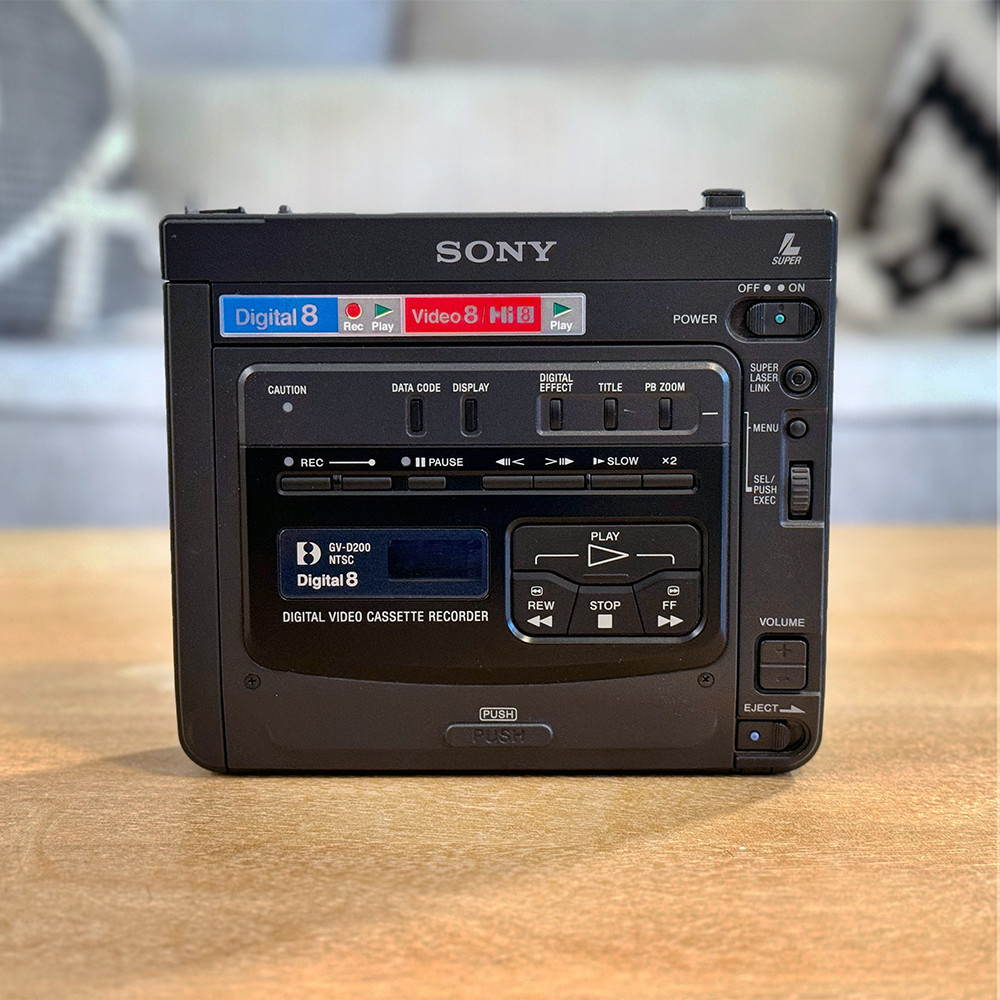 SONY GV-D200 Digital8 Hi8 Video8 Player Recorder VCR ***TESTED, FULLY WORKING***