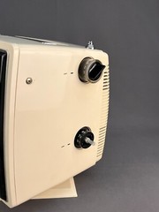Vintage HITACHI Cube Style TRANSISTOR TV MODEL I-48; Circa 1976