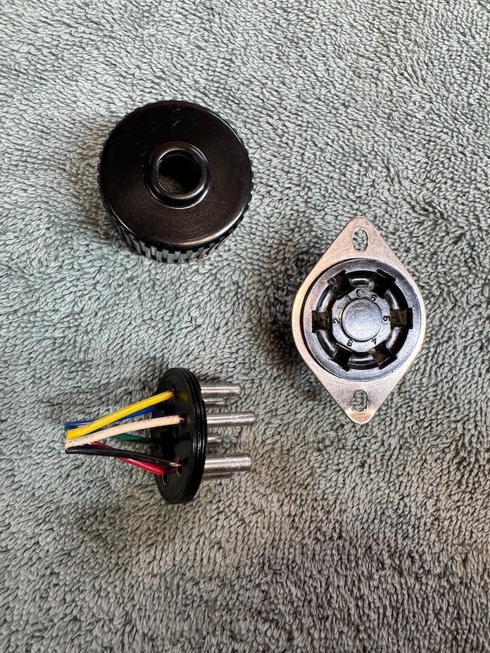 6 Pin tube Socket conector Hammond Leslie Gibson Fender guitar amplifier speaker