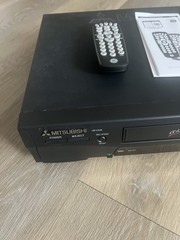 Mitsubishi VCR HS-U446 with Universal Remote AV Cords TESTED