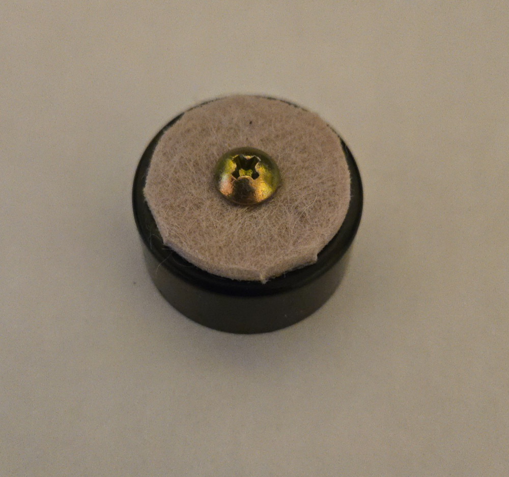 PIONEER SX-1250 / SX-1050 Receiver Foot & Mounting Screw – New Felt Pad OEM