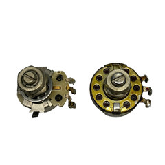 Ohmite Type AB CLU-5041 & CTS 521 100K Potentiometers Set of 2