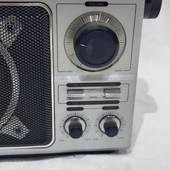 Vintage Realistic 12-650A AM/FM Radio Receiver – Long Antenna – WORKS!