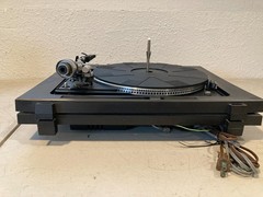 Vintage Realistic LAB-220 Automatic Belt Drive Turntable Record Player BSR Parts