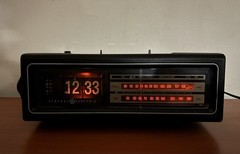 Vintage General Electric AM/FM Flip-Clock Radio Model 7-4310A Radio Works READ