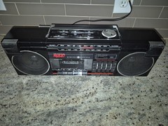 Vintage 80s GE Boombox AM/FM Stereo Cassette 4 Band EQ The Power Of Music