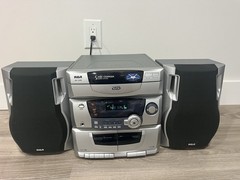 RCA RS1286 5-Disc CD Changer Stereo System w/ Dual Cassette Deck. TESTED