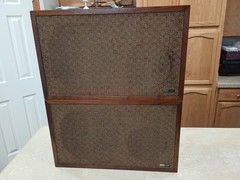 Vintage Utah WD-90 3-Way Floor Speakers 12 inch Woofer 60 watts 8 ohm