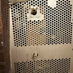 RCA Victor Deluxe TV Model 17-PD-8096U – Untested For Parts – READ