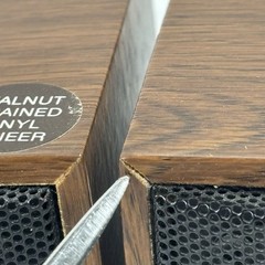 Realistic Minimus 0.3 Cat. 40-1250A Shelf Speaker Pair 7 Watts VTG Walnut Veneer