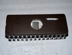 (1pc) 40581 d 5012a L6270217S UV EPROM Microcontroller Unit IC