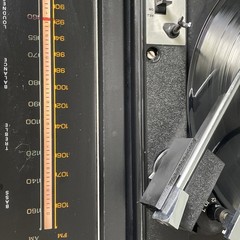 Vintage GE General Electric Stereo Console Turntable AM/FM Radio With Speakers
