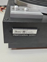 Sears Professional Series Model 28669 Belt Drive S-Type Arm Black Wood Turntable