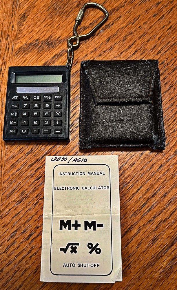 Rare Working Vintage Miniature Key Ring Calculator – Taiwan – Needs Battery