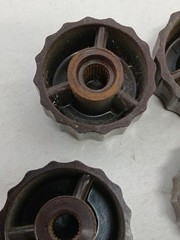 Vintage Motorola Tube Radio Knobs Lot of 4 Brown Scalloped Splined Control Knobs