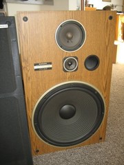 PIONEER CS-G403 3 Way Tower Speakers 15″ Woofers 150 Watts EXCELLENT CONDITION