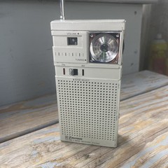 Vintage Emerson P3755A Transistor AM FM Radio Prop Hand Held Portable 9v Tested