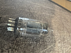 12AX7 / ECC81 / BRAND IS UNKNOWN / TESTED VERY STRONG /