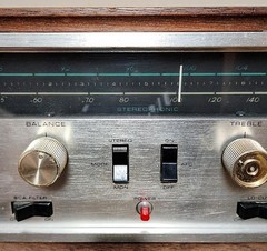 Vintage Knight KG‑964 Solid State Stereo Receiver Wood Cabinet AMFM Stereophonic