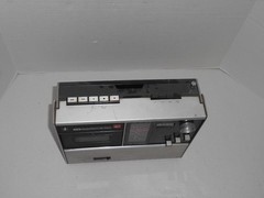 VINTAGE BASF 9300 RADIO RECORDER -COMPLETE & WORKING – FM MW SW FM BAND COVERAGE