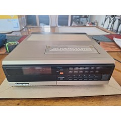Hitachi VT-TU3A Video Tuner – Works! Excellent Condition.