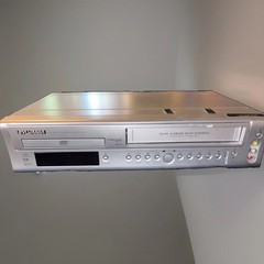 Sylvia DVD / VCR