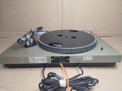 LAFAYETTE T-4000 BELT-DRIVE AUTO RETURN, WORKS- Needs Belt, Rubber Feet and Cove