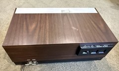 Zenith Model R472 Vintage Solid State Circle of Sound AM FM Alarm Clock Radio