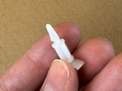 80 New Replacement Plastic Mounting Clips for Pioneer Amplifier Circuit Boards