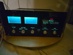 McINTOSH Mc 2105 AMP PROFESSIONALLY SERVICED VIDEO INCLUDED AND FACTORY SHIP BOX