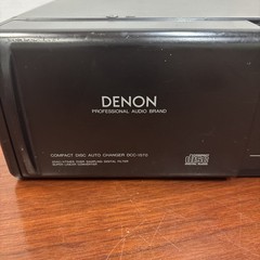 Denon DCC-1570 – 10 Disk CD Changer ***Untested