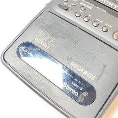 SONY GV-300 NTSC Video8 Video Walkman HiFi Stereo VCR – For Parts, Cracked Case