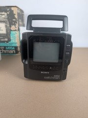 Vintage Sony Mega Watchman FD-525 4.5″ Black & White TV AM/FM Radio CIB TESTED
