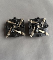 Pair NIB 1920’s Pilot 4 Pin Spring Suspension Tube Sockets – Shock proof 45 300B