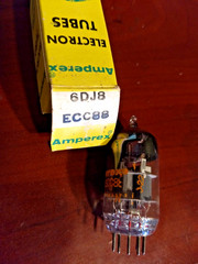 Amperex 6DJ8 / ECC88 Vacuum Tube Globe Logo West Germany Tested Very Strong